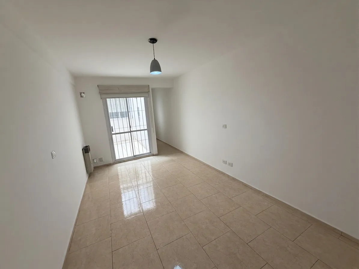 Alquiler Departamento 1 Dor Con Cochera Privada