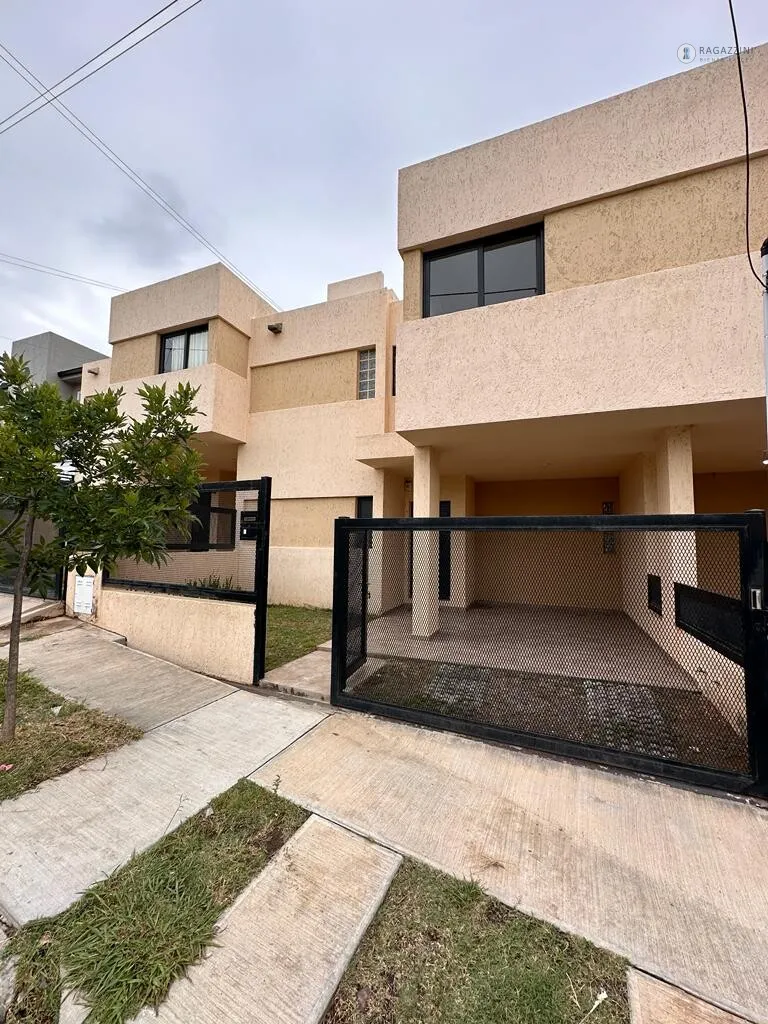 VENTA DÚPLEX  DE 3 DORMITORIOS APTO CRÉDITO