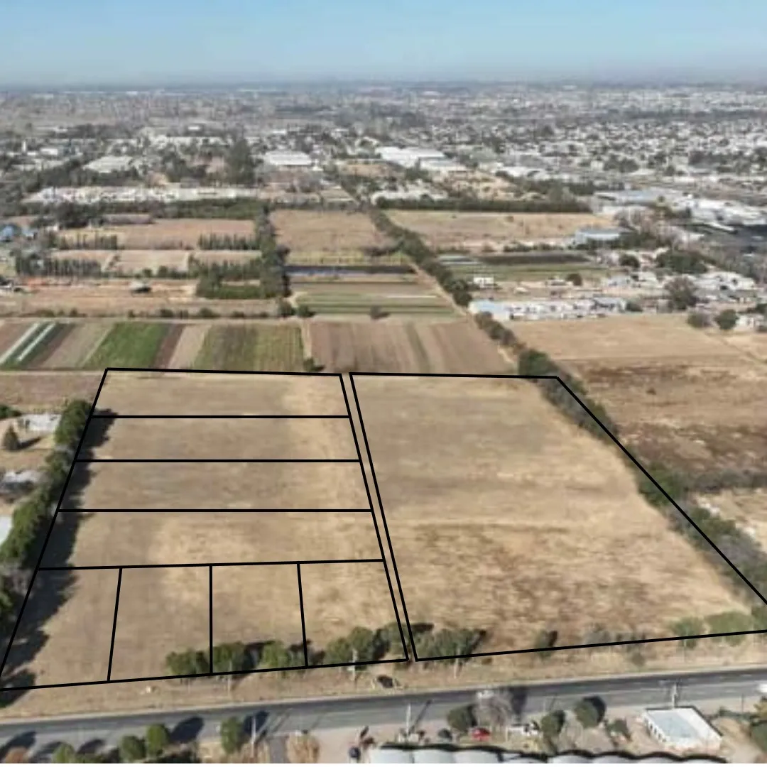 Fraccion en venta- Villa Esquiu
