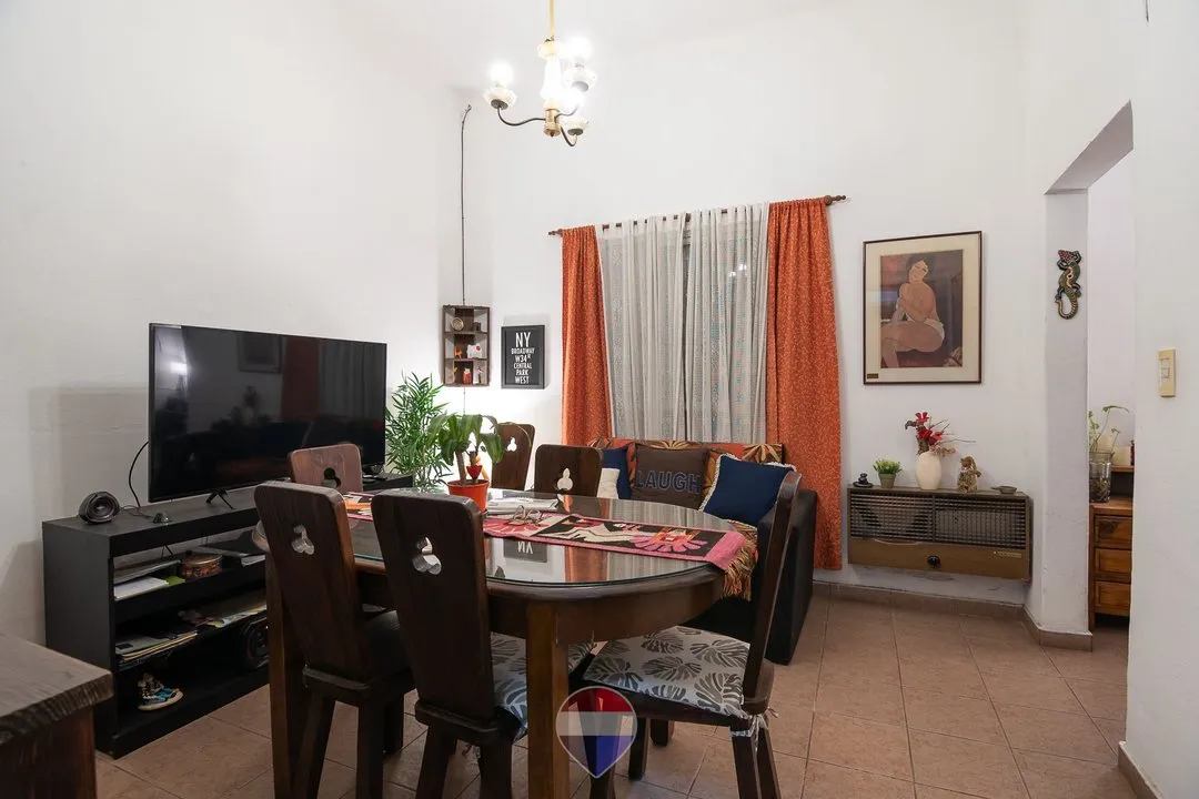 CASA ALTA CORDOBA 3 DORMI COCHERA PATIO JARDIN CON REJAS OPORTUNIDAD VENTA  VENTA CASA 3 DORMITORIOS ALTA CORDOBA CORDOBA