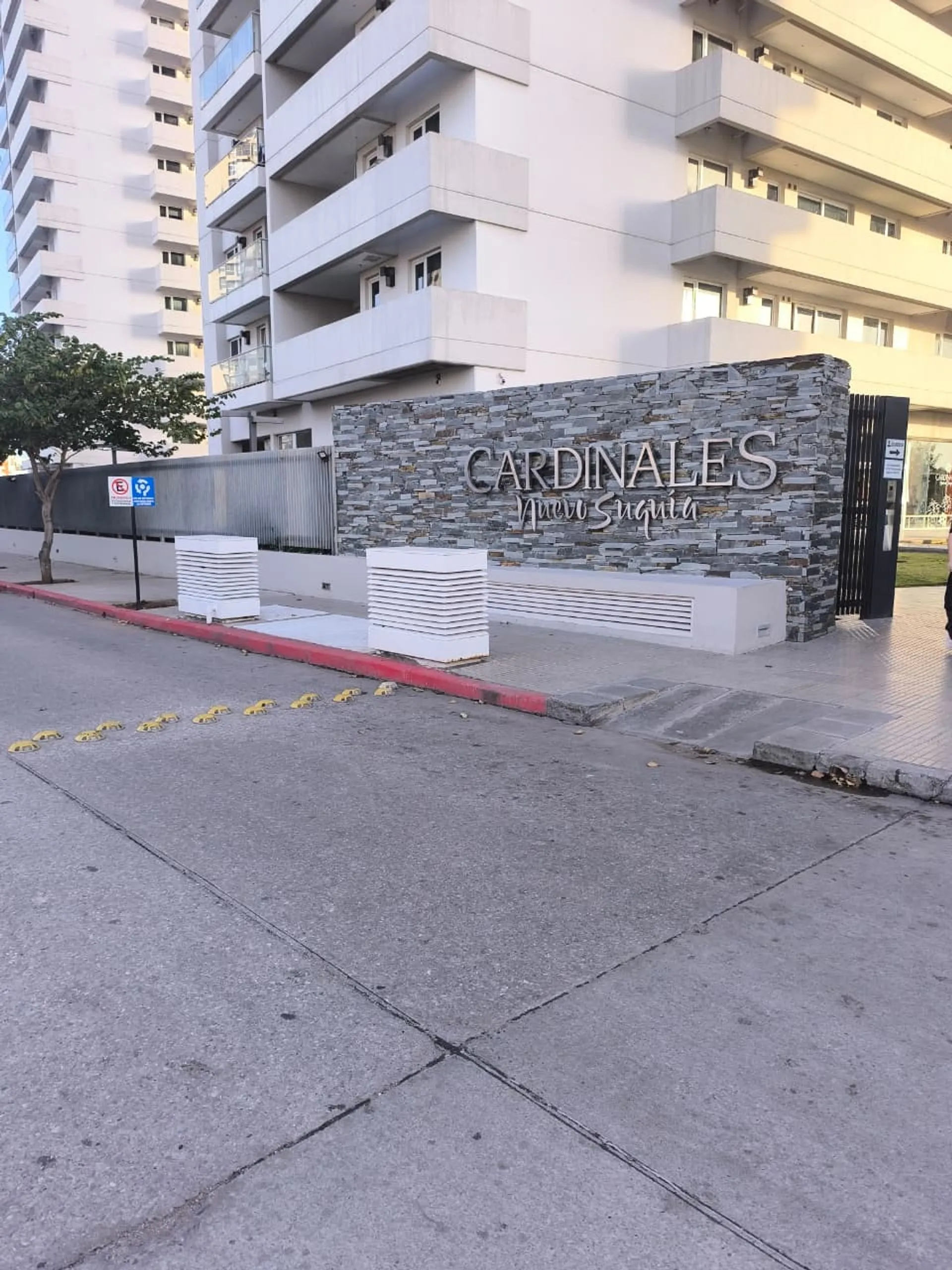 DEPARTAMENTO CARDINALES B° GENERAL PAZ CÓRDOBA 2 DORMI BALCON AMENITIES PISO 6º VENTA