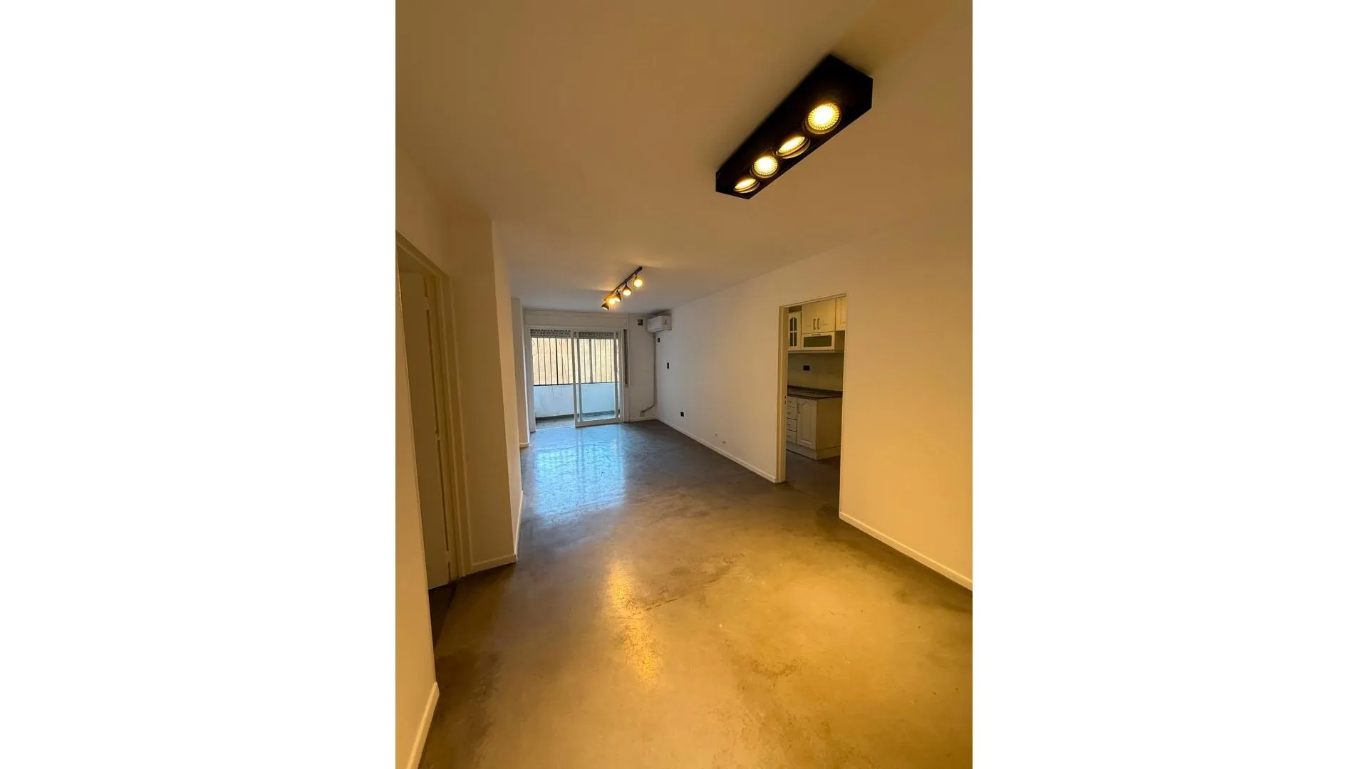 VENTA - HERMOSO DEPARTAMENTO 3 DOR - CENTRO