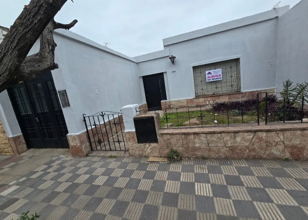 AL BARRIO LOS PARAÍSOS