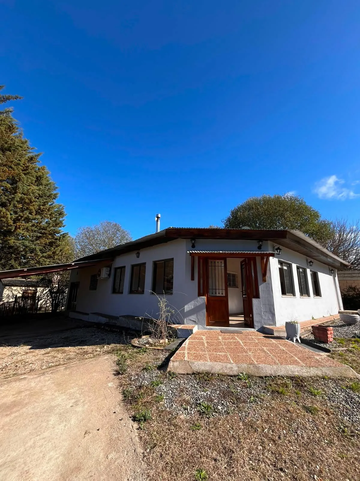 VENTA CASA 4 DORM PILETA PROXIMO AL LAGO- POTRERO DE GARAY