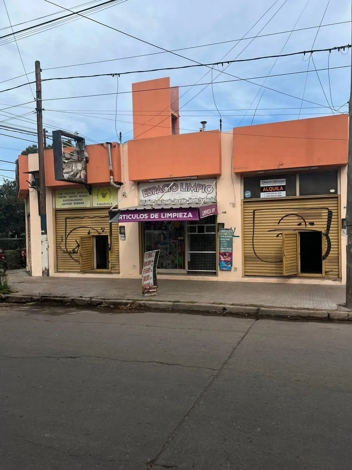 San Fernando Local Comercial Vidriera - Baño