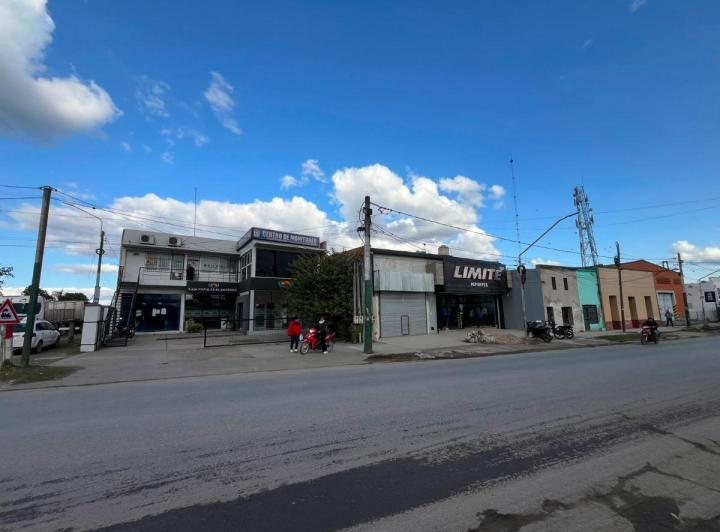 Local comercial · 150m² · 2 Ambientes