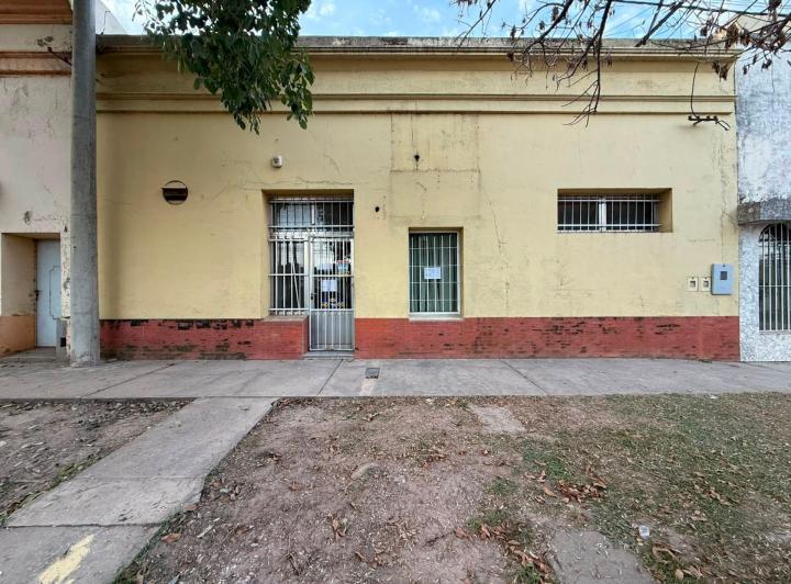 Local comercial · 208m² · 1 Cochera