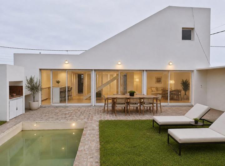Casa · 115m² · 6 Ambientes · 1 Cochera