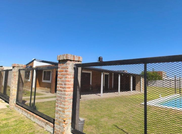 Casa · 150m² · 3 Ambientes · 1 Cochera
