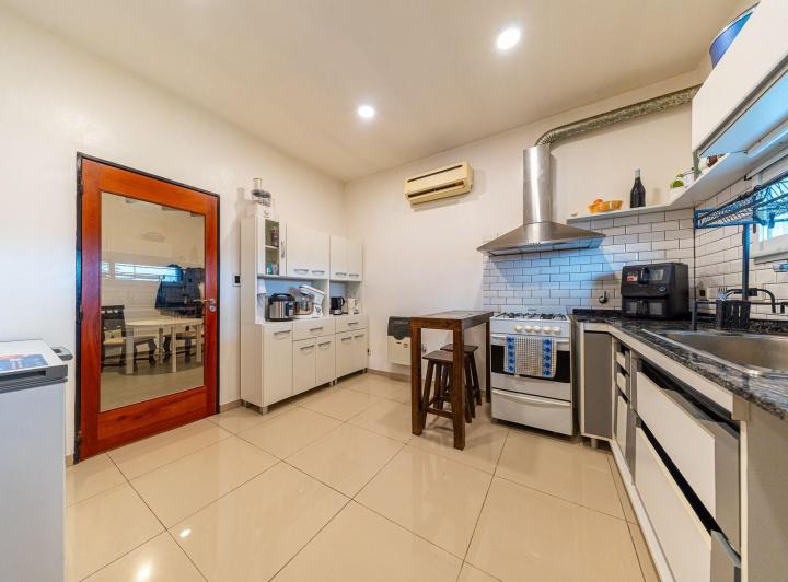 Casa · 189m² · 5 Ambientes · 1 Cochera