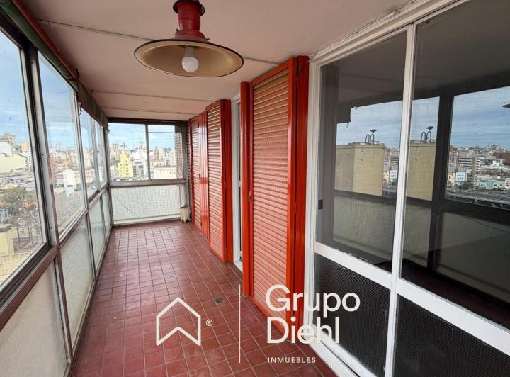 Departamento · 80m² · 4 Ambientes · 1 Cochera