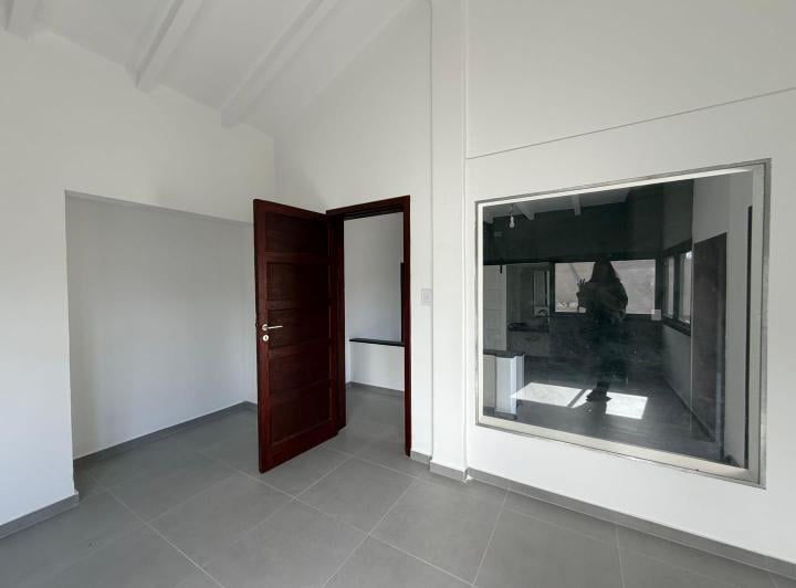 Oficina comercial · 160m² · 1 Ambiente