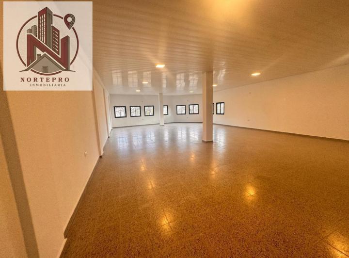 Local comercial · 180m² · 2 Ambientes · 2 Cocheras