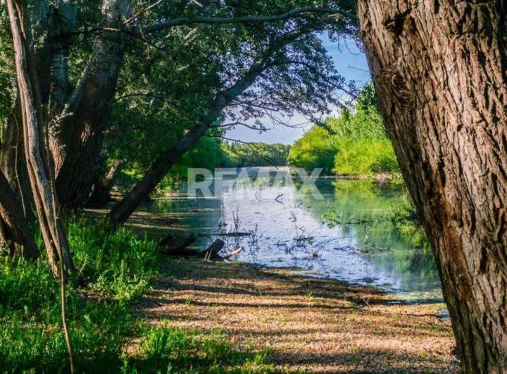 Terreno · 607m²