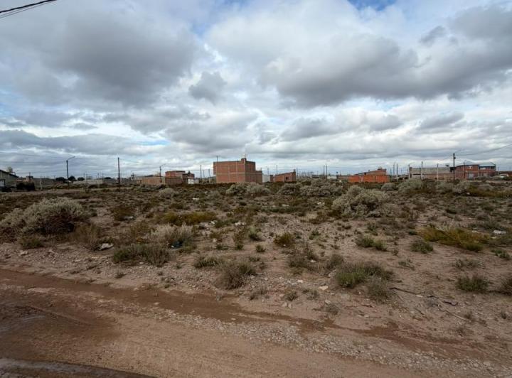 Terreno · 300m²
