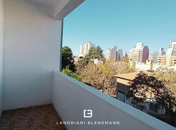 Departamento · 45m² · 2 Ambientes · 1 Cochera