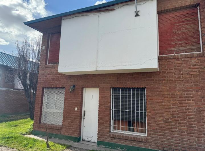 Departamento · 80m² · 5 Ambientes · 1 Cochera