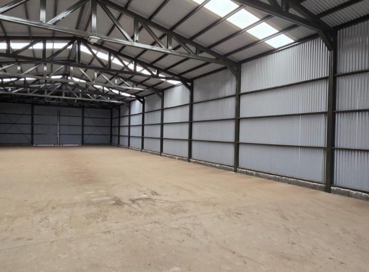 Bodega-Galpón · 420m²