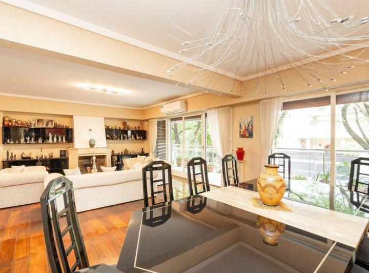 Departamento · 197m² · 6 Ambientes · 3 Cocheras
