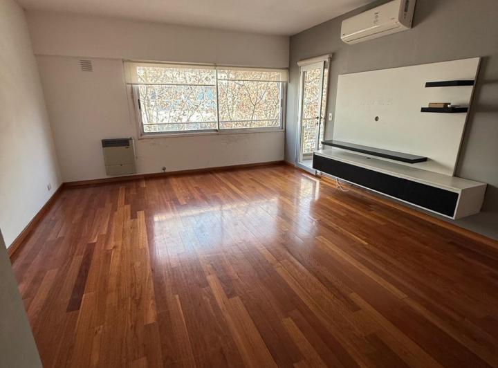 Departamento · 52m² · 2 Ambientes · 1 Cochera