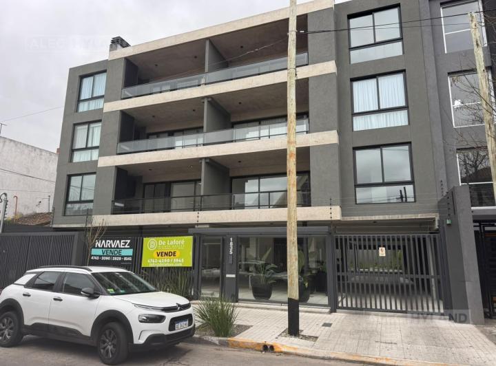 Departamento · 90m² · 3 Ambientes · 1 Cochera
