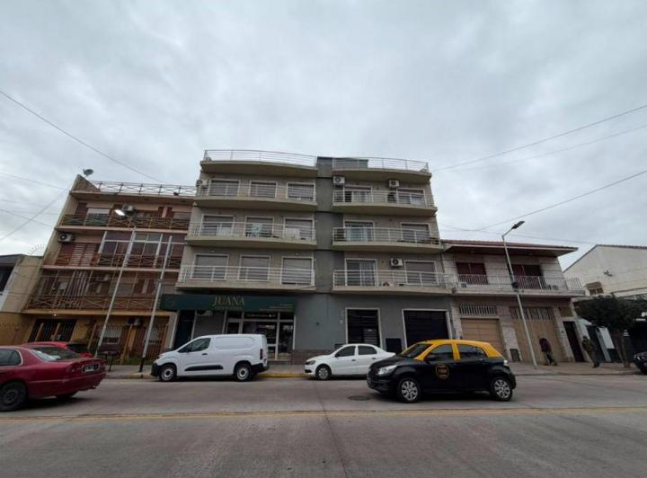 Departamento · 75m² · 4 Ambientes