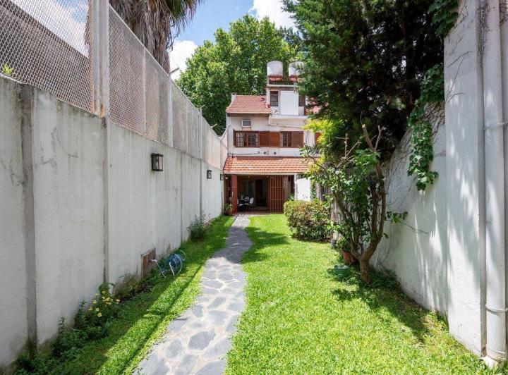 Casa · 173m² · 6 Ambientes · 1 Cochera