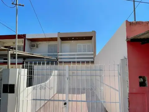 Casa en Alquiler en Barranqueras, San Fernando