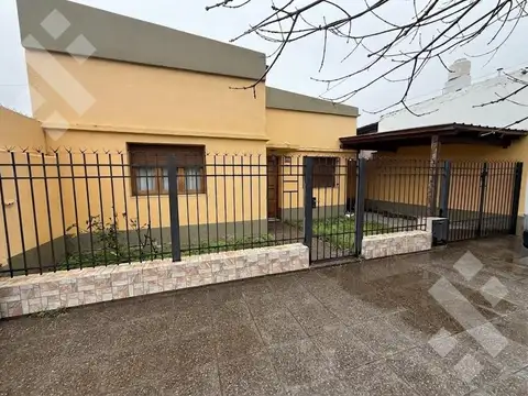 Casa en Venta en General Roca, Río Negro