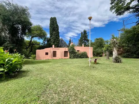 Casa en Venta en La Serranita, Santa María