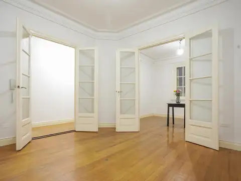 Departamento en Venta en Monserrat, Capital Federal