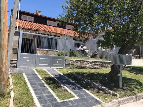 Casa en Alquiler Temporal en Punta Mogotes, Mar del Plata