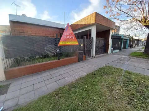 Casa en Alquiler en Rafael Calzada, Partido de Almirante Brown