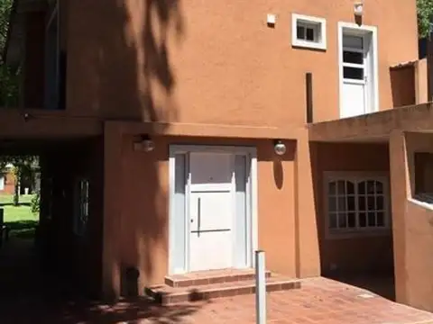 Casa en Alquiler en Paso del Rey, Partido de Moreno