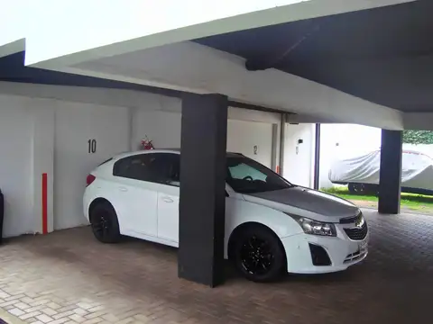 Cochera en Venta en Olivos Maipu/Uzal, Olivos