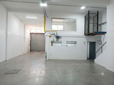Galpón en Alquiler en Caseros, Partido de Tres de Febrero