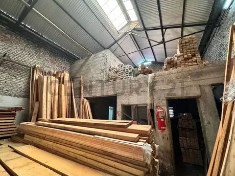 Galpón en Venta en Remedios de Escalada, Partido de Lanús