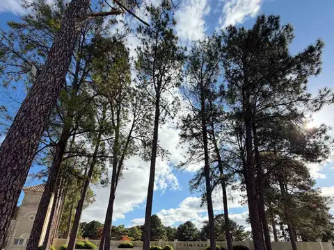 Terreno en Venta en Los Pinares Country Club, Countries y Barrios Cerrados en Exaltación de la Cruz