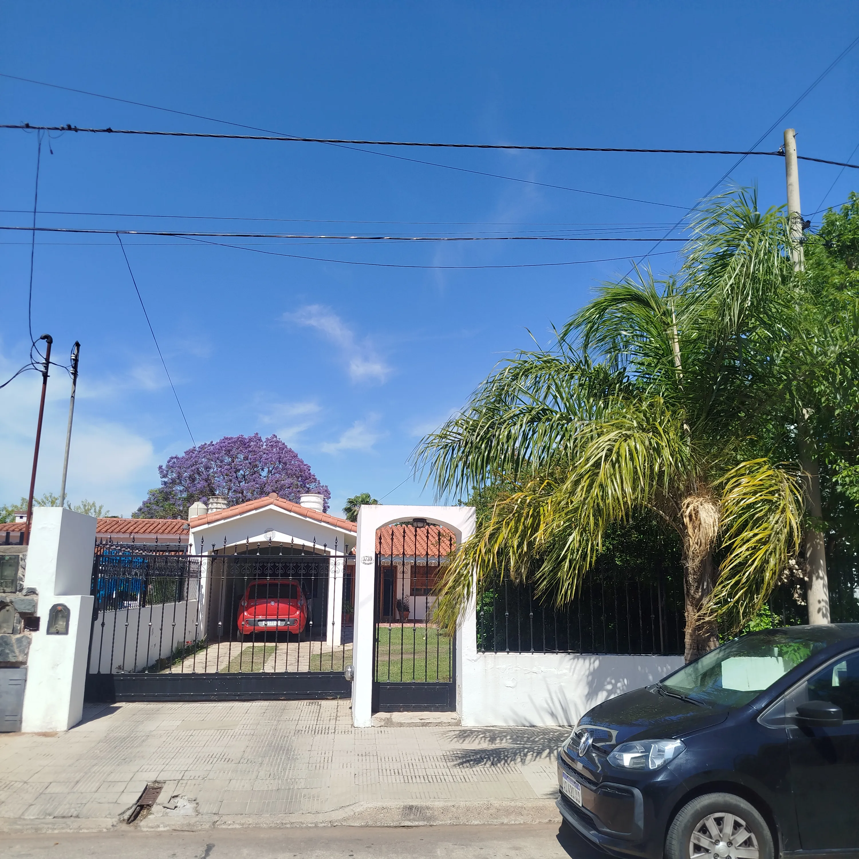 Casa en venta de 4 dormitorios y pileta