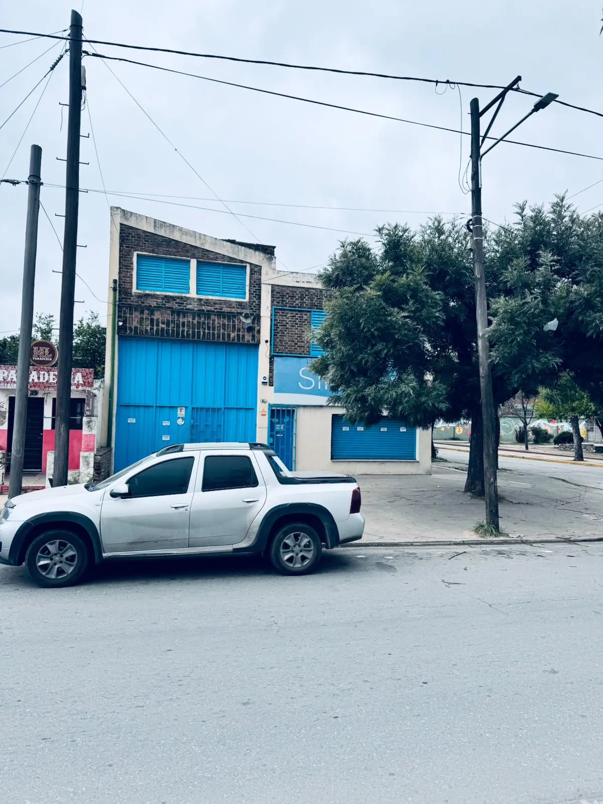 Galpón en Alquiler a Metros de Av. Juan B. Justo  450 m  Oficinas y Salón de Ven...