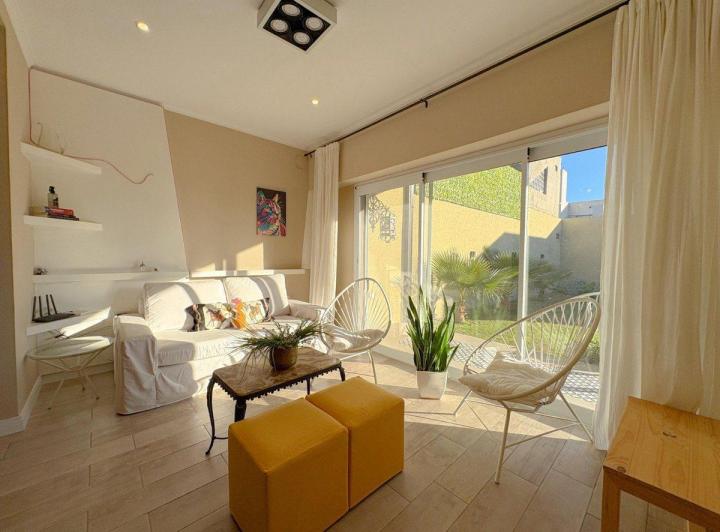 Casa · 63m² · 2 Ambientes · 1 Cochera