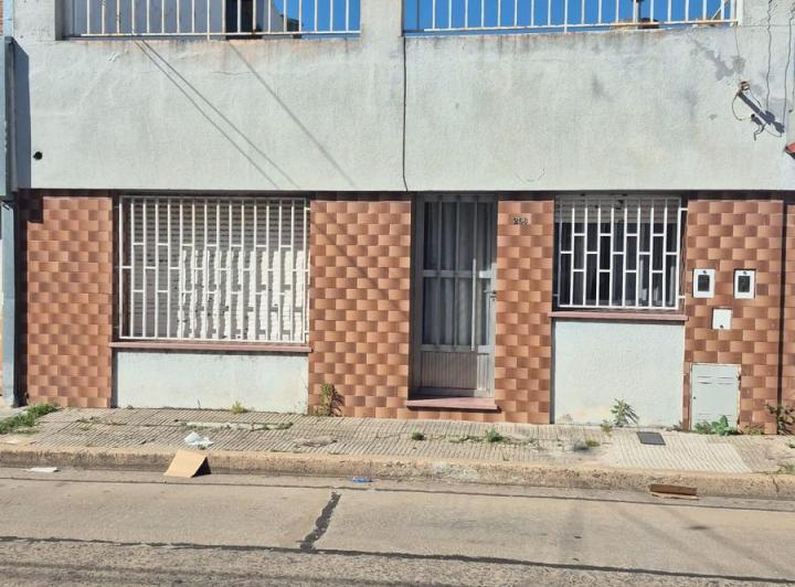Casa · 105m² · 2 Dormitorios · 1 Cochera