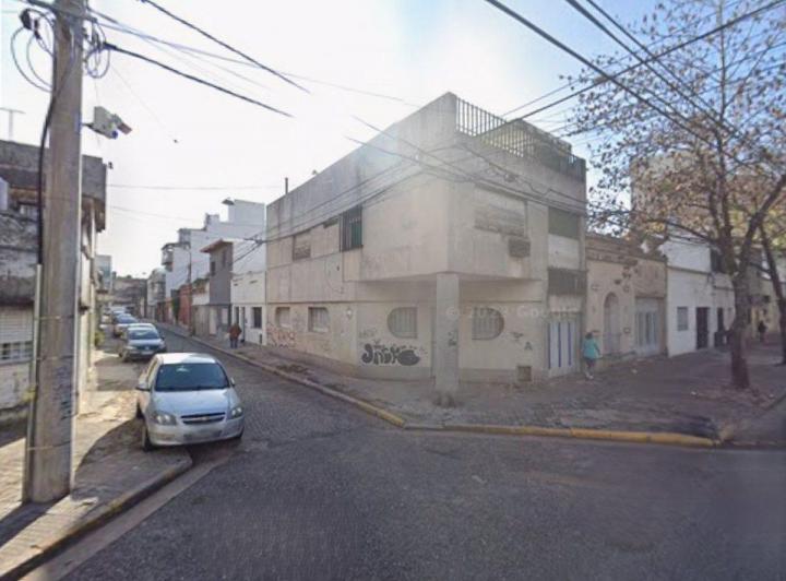 Casa · 151m² · 5 Ambientes · 1 Cochera