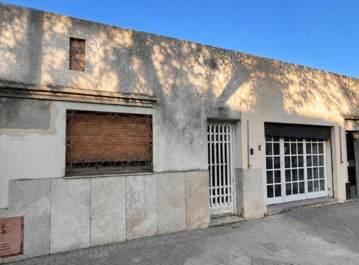 Casa · 412m² · 5 Ambientes · 1 Cochera