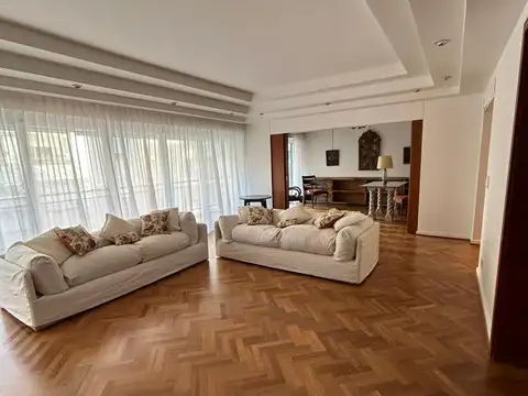 Departamento en Alquiler en Recoleta, CABA