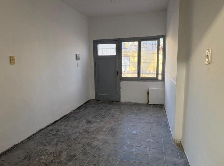 Casa · 60m² · 5 Ambientes · 2 Cocheras