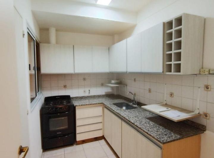 Departamento · 60m² · 4 Ambientes · 1 Cochera