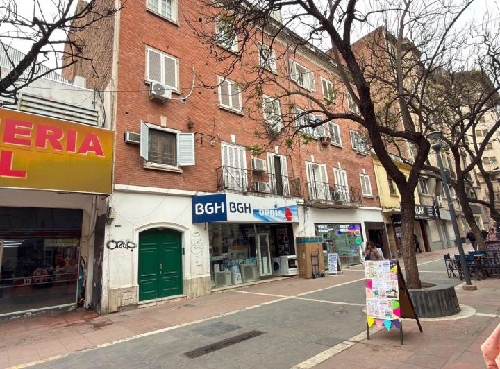 Departamento · 130m² · 7 Ambientes