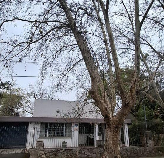 Casa · 120m² · 7 Ambientes · 2 Cocheras