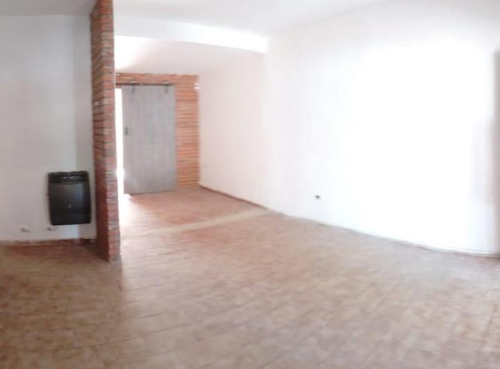 Casa · 100m² · 7 Ambientes · 1 Cochera